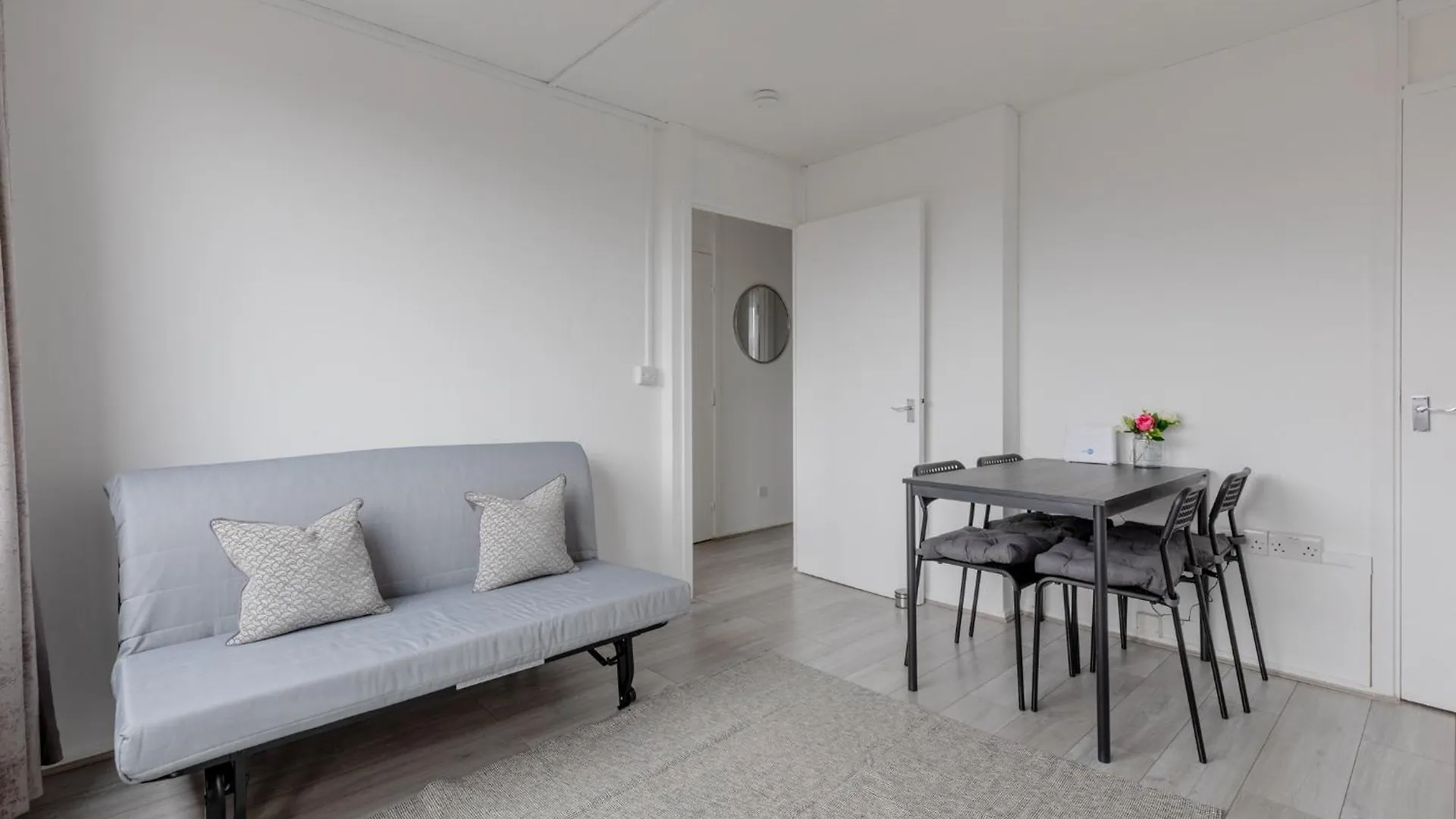 Stylish 1Bd Flat With Shard Views Near Bermondsey Apartment London 0*,  United Kingdom